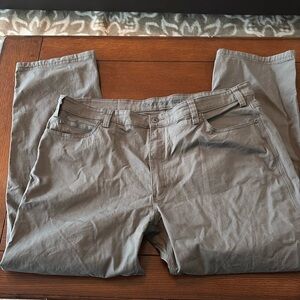 Duluth men’s flex fire hose pants 44 X 32. Green. Like new